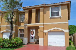 833 Nw 135th Ave 833, Pembroke Pines 833 Nw 135th Ave 833, Pembroke Pines