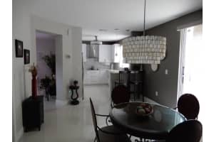 874 Nw 135th Avenue, Pembroke Pines