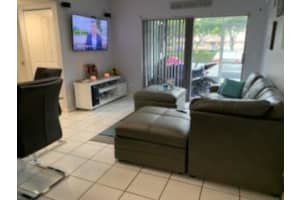 2710 Forest Hills Blvd 104, Coral Springs