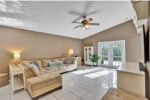 5267 Nw 117th Avenue, Coral Springs