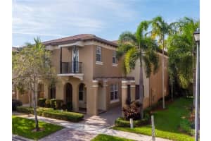 8617 Buckskin Mnr 8617, Davie