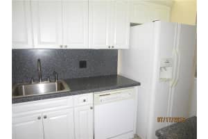 2918 Ne 8th Terrace 104, Wilton Manors