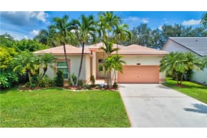 5989 Nw 74th Street, Parkland