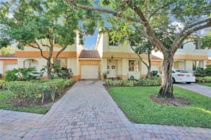 6549 Hidden Cove Drive 6549, Davie
