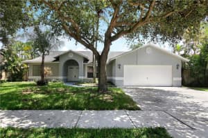 4222 Sw 78th Drive, Davie