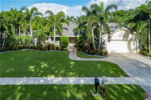 1864 Sw 101st Avenue, Davie