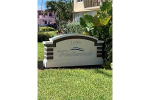 1009 N Ocean Boulevard 207, Pompano Beach