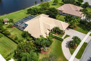 10955 Sw 38th Dr, Davie