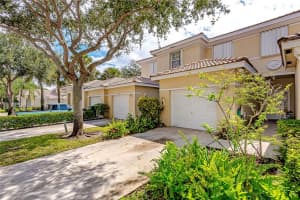 5654 Enclave Pl 5654, Lauderhill