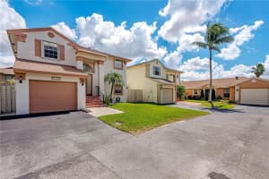 3724 Nw 107th Ter, Sunrise