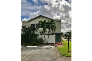 3000 Nw 5th Ter 121, Pompano Beach