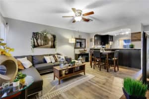 1014 Nw 107th Avenue 1014, Pembroke Pines