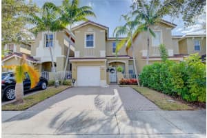 15372 Sw 9th Way, Miami