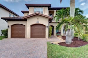 10878 Nw 80th Creek, Parkland