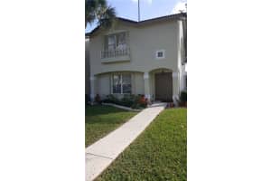 105 Nw 108th Avenue 105, Pembroke Pines