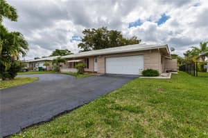 9602 Nw 66th St, Tamarac