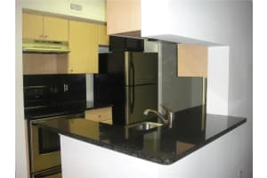 8407 Sw 5th Street 203, Pembroke Pines