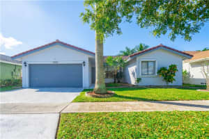 10140 Sw 17th Court, Davie