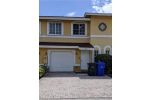 1393 Avon Ln 1393, North Lauderdale