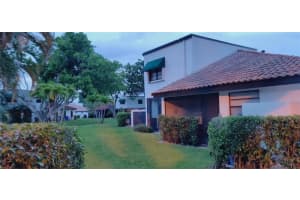 213 Nw 36th Avenue 213, Deerfield Beach