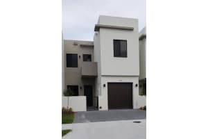 495 Sw 91st Avenue 495, Miami 495 Sw 91st Avenue 495, Miami