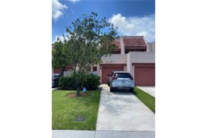 5714 Nw 19th St 17, Lauderhill