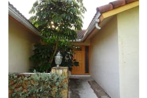 1271 Spring Circle Dr, Coral Springs