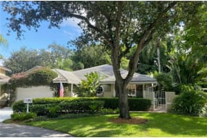 2126 Harbor Way, Weston