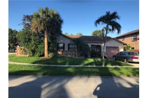 1901 Sw 84th Avenue, North Lauderdale