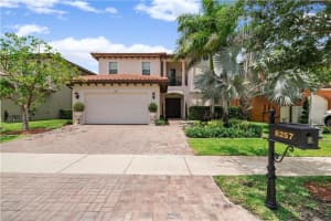 8257 Nw 125th Lane, Parkland