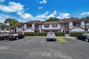 2408 Nw 89th Drive 2408, Coral Springs