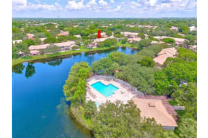 9068 Vineyard Lake Dr 9068, Plantation