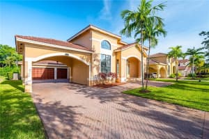 2112 Sw 195th Avenue, Miramar
