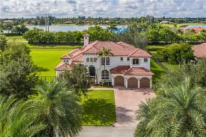 15040 Sw 16th St, Davie