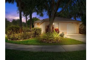 8855 Nw 39th Pl, Coral Springs