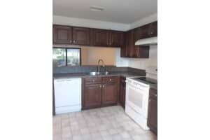 433 Nw 36th Avenue 433, Deerfield Beach