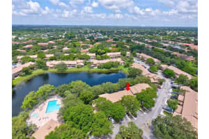 9010 Vineyard Lake Dr 9010, Plantation