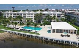 621 E Woolbright Road 101, Boynton Beach 621 E Woolbright Road 101, Boynton Beach