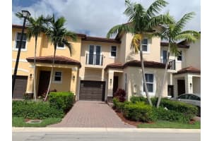 6948 Long Pine Circle 6948, Coconut Creek