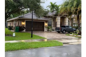 8250 Sw 51st St, Cooper City
