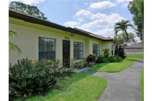 7504 Sw 26th Court 9, Davie