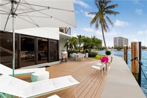 3570 W Fairview Street A6, Miami