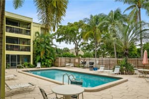 2450 Ne 15th Avenue 207, Wilton Manors