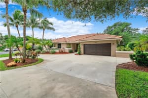 5066 Nw 81st Terrace, Coral Springs
