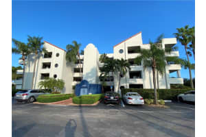 21085 Ne 34th Ave 402-1, Aventura