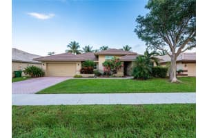 3320 Overlook Rd, Davie 3320 Overlook Rd, Davie