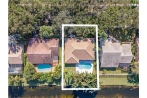 10381 Nw 18th Drive, Plantation