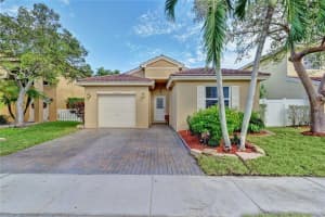 2870 E Sable Cir, Margate 2870 E Sable Cir, Margate