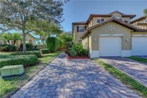 8201 Nw 128th Ln 18-a, Parkland