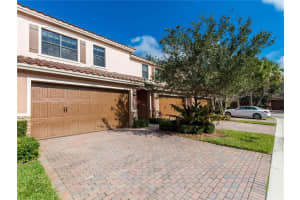 13005 Riverwalk Cir 13005, Plantation